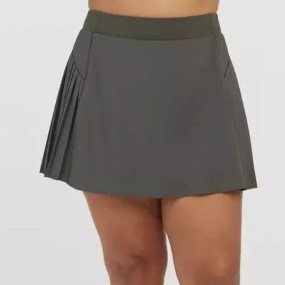 Spanx Dark Palm Green Booty Boost 14" Pleated Skort